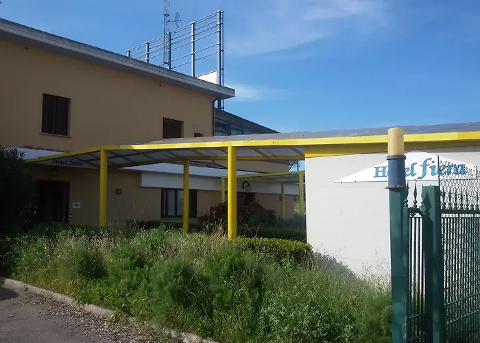 Fiera Отель Пезаро